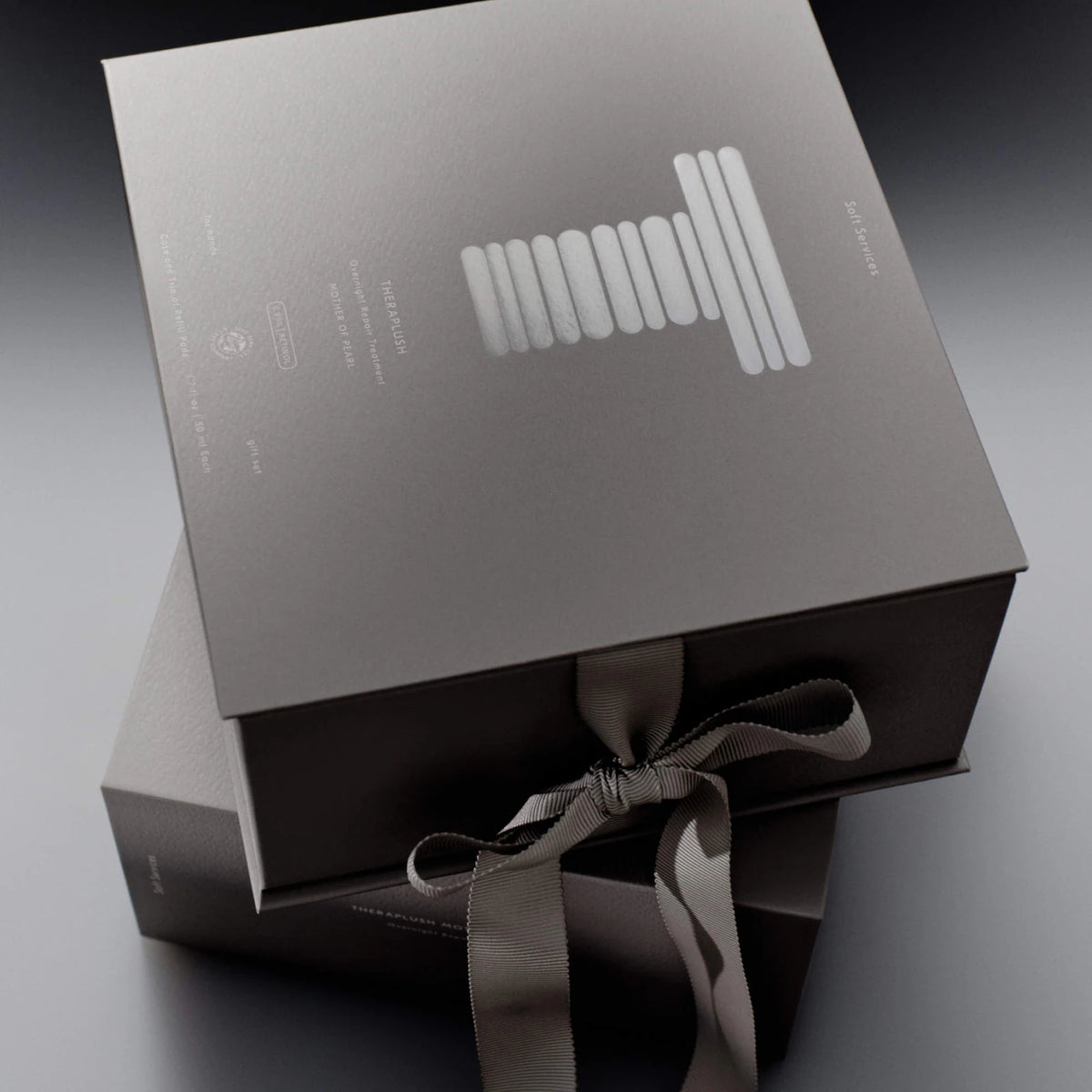 Soft Services Theraplush Mother of Pearl Gift Set